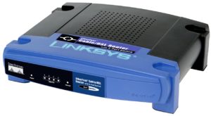 Abbildung 1: Der DSL-Router BEFSR41 von Linksys integriert einen 5-Port-Switch und agiert auch als Firewall und DHCP-Server.