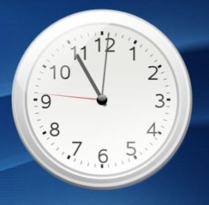 Abbildung 12: Genaue Anzeige: Analoge Uhr mit Sekundenzeiger.