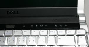 Abbildung 2: Nettes Feature: Mit den Sondertasten steuern Sie die Musikplayer unter Gnome und KDE.