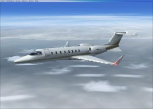 Abbildung 3: Feine Wölkchen und glitzernde Lichteffekte: Beim Flightsimulator X wirken Objekte in höchster Detailstufe zum Verwechseln echt.