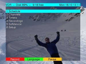 Abbildung 3: Flexible Oberflächengestaltung: Über das Skinnotrans-Plugin können Sie sich den VDR transparent auf den Desktop legen.