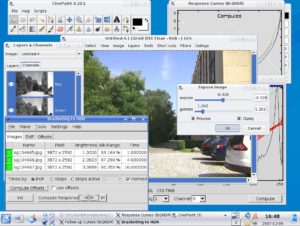 Abbildung 3: Mit dem Werkzeug "Expose Image" von Cinepaint steuern Sie die Helligkeitsverteilung im HDR-Bild.