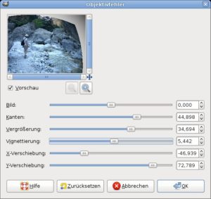 Abbildung 4: Mit dem "Objektivfehler"-Dialog korrigieren Sie nicht nur Linsenverzerrungen, sondern setzen diesen Filter auch als Gestaltungsmittel ein.