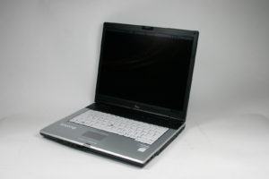 Fujitsu-Siemens Lifebook E8310
