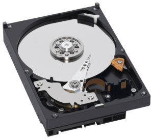 Abbildung 2: Geräuscharme und stromsparende Festplatten mit ausreichender Kapazität, wie diese "Caviar Green" von Western Digital, gibt es derzeit für unter 100 Euro.