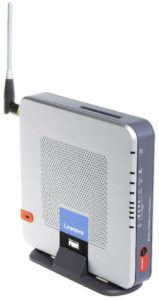 Abbildung 1: Der Router Linksys WRT54G3G bündelt 802.11b/g-WLAN, vier 10/100-Mbit/s-Switchports und eine UMTS/GPRS-Internetverbindung.