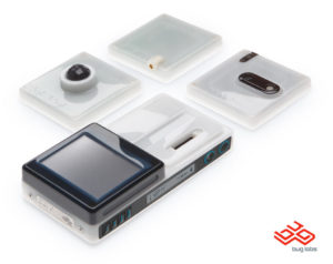 Spielzeug für Technophile: Das Bug-Bundle mit Bugbase samt Bugview und darüber die Module (von links) Bugmotion, Buglocate und Bugcam2mp.