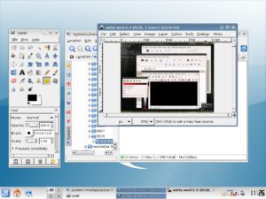 Die Live-Version von Debian 5 "Lenny" bringt einen vollausgestatteten KDE-Desktop mit.