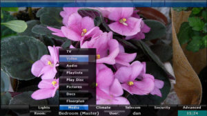 Die aktuelle Version von LinuxMCE kommt noch ohne Plasma und basiert auf KDE 3.5.