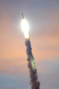 Als Starthilfe ins All dient eine Minotaur-1-Rakete der US-Luftstreitkräfte.