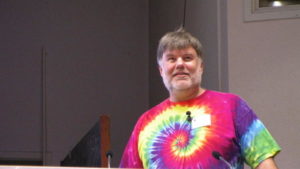 Bdale Garbee ist seit 1994 Debianer, ehemaliger Projektleiter und im Moment der Vorsitzende des Debian Technical Committee.