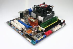 Abbildung 1: phenom2-motherboard.jpg