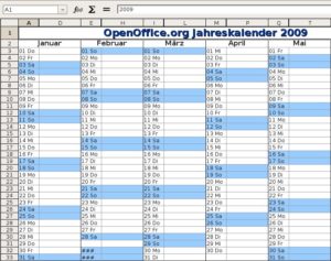 Abbildung 7: Bei der Vorlage für einen Jahreskalender geben Sie das gewünschte Jahr in der Kopfzeile ein und schon passt OpenOffice den Kalender an.