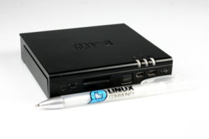 Klein aber oho: Der Fit-PC2 mit Atom Z530, 1 GByte RAM und 160 GByte Festplatte.