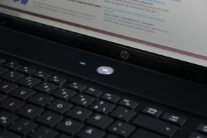 Abbildung 1: Die LEDs des ProBook 4710s haben eine ungewöhnliche, aber angenehme Farbe.