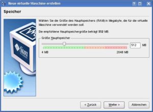 Abbildung 3: Der Regler zwackt Hauptspeicher für die virtuelle Maschine ab. Um das im Hintergrund laufende Linux nicht zu bremsen, sollte man im grün markierten Bereich bleiben.