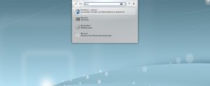 Abbildung 1: Der KDE-Schnellstarter erscheint ab Version 4.4 am oberen Bildschirmrand.