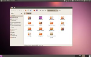 Abbildung 1: So könnte der Gnome-Desktop von Ubuntu 10.10 aussehen mit dem Fenstertitel im Panel.