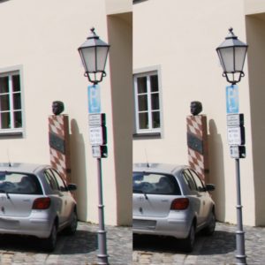 Abbildung 3: Links: Besonders an Bildrändern kommt es zu störenden chromatischen Abberationen (gut zu sehen an der Laterne). Rechts: Die Tools Tca_correct und Fulla entfernen diese.