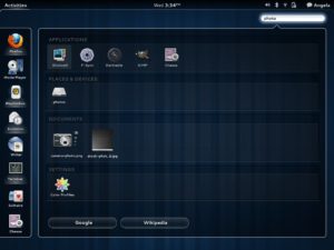 Bei den Entwürfen für die Gnome-3-Shell (hier das Ergebnis einer Suchanfrage) haben die Entwickler kräftig bei Unity gespickt.