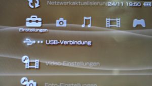 Abbildung 1: Um Daten auf den Memory Stick der PSP zu spielen, schalten Sie über das Hauptmenü der PSP den USB-Modus ein.