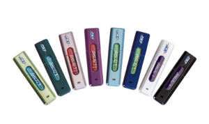 Abbildung 1: Den grünen für die Urlaubsfotos, den kleinen schwarzen fürs Büro: PNY entdeckt den USB-Speicherstick als modisches Accessoire.