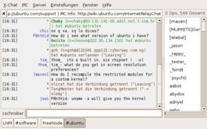 Abbildung 2: XChat verwaltet alle geöffneten Server und Chat-Kanäle in Reitern eines Fensters. Auf allgemeine Aktivität oder bestimmte Schlagwörter weist es mit verschiedenen Farben hin.