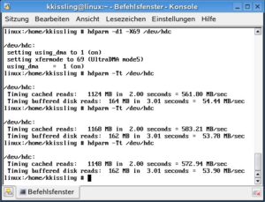 Abbildung 3: Ziemlich fix: Vor der Aktivierung von DMA überträgt die Festplatte 1,99 MByte/s, nachher 53.90 MByte/s.