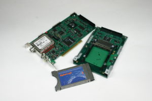 Abbildung 4: Teures Kupfer: Setzt sich die von Kabel Deutschland geplante Grundverschlüsselung aller digitalen Kabelprogramme durch, benötigen Sie pro Empfangszweig neben der Full-Featured-DVB-Karte ein Common Interface und ein Common Access Module mit dem Kartenleser.