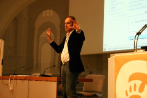 Ubuntu-Sponsor Mark Shuttleworth nannte auf der Guadec Collaboration-Software als eines der wichtigsten Themen für die Zukunft.