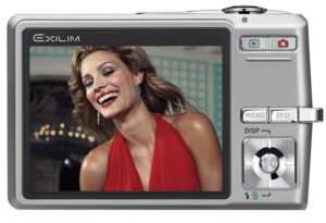Ein strahlendes Lächeln: Casio hat der Exilim Zoom Ex-Z600 ein besonders helles Display spendiert.