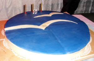 Unter anderem diese riesige OpenOffice-Torte versüßte den Teilnehmern den Abend.