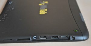 Die Anschlüsse des WeTab: SIM-Slot, SDHC-Slot, zweimal USB, mini-HDMI und Audioklinke in/out