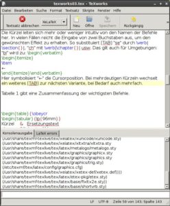 Abbildung 2: Beim Kompilieren teilt TeXWorks den Editor-Bereich und zeigt die Ausgabe in einem neuen Abschnitt unterhalb des Quelltexts an.
