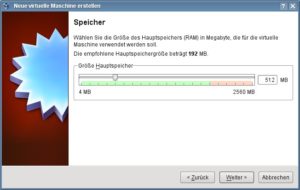 Abbildung 3: Per Schieberegler weisen Sie der virtuellen Maschine den Hauptspeicher zu, den sie verwenden darf.