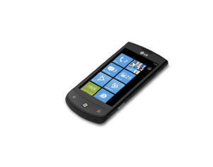 Abbildung 2: Die Windows-Taste des Optimus 7 von LG ist nicht besonders praktisch, da sie leicht hervorsteht.