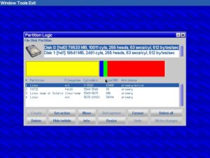 Partitionlogic bootet von einem kleinen Betriebssystem-Image und bietet GUI-Tools für die Arbeit mit Festplattenpartitionen.