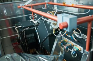 Abbildung 2: Das Massenspektrometer Cosima (hier in der Transportbox) dient als eines der wichtigsten Bestandteile der Rosetta-Mission, die voraussichtlich 2014 den Kometen 67P/Churyumov-Gerasimenko erreicht.