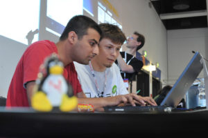 Spannung: Das Team <code srcset=