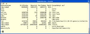Abbildung 2: Df stellt den Speicherplatzverbrauch im laufenden Betrieb dar. Mit dem Parameter <code srcset=