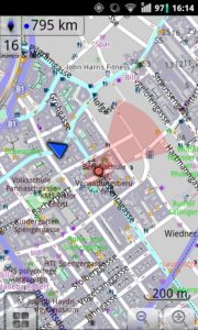 Abbildung 3: OsmAnd+ punktet mit guter Menüführung und angenehmen Sprachansagen. Allerdings fehlt ihm eine 3D-Ansicht der Route.