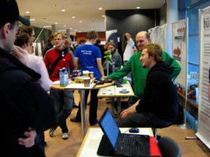 Neben einem bunten Vortragsprogramm bietet der Brandenburger Linux-Infotag auch diesmal wieder eine umfangreiche Ausstellung. (Bild: BLIT)