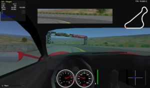 Die Helmkamera nimmt in vielen Autos die Sicht auf die Strecke.