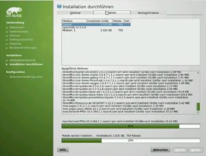 Abbildung 1: Der OpenSuse-Installer schafft es vorbildlich, Komfort (möglichst wenige Benutzerinteraktion und gut gewählte Vorgaben) und Funktionalität (Detail-Infos, Eingriffsmöglichkeiten) zu kombinieren.