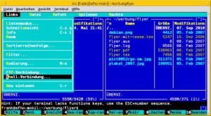 Abbildung 2: Wer den Kontakt mit der Kommandozeile scheut, dem bietet der Midnight Commander, in einer grafischen Oberfläche verpackt, eine ähnliche Funktion wie SCP und FTP.