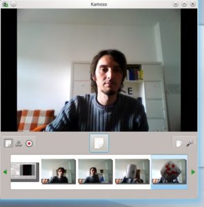 Abbildung 8: Kamoso gibt es schon etwas länger, es ist nun als Webcam-Anwendung an Bord. Filme und Bilder ließen sich im Test problemlos aufnehmen.