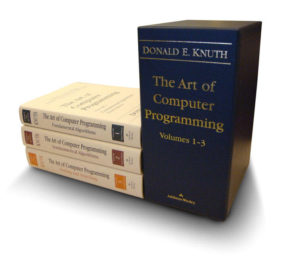 Abbildung 2: "The Art of Computer Programming" ist ein mehrbändiger Wälzer, den Donald Knuth als Lehrbuch für Informatikstudenten geschrieben hat.