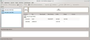 Abbildung 2: Am Anfang des Sticks liegt eine kleine unverschlüsselte Partition, die nur die TrueCrypt-Software enthält.