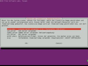 Abbildung 2: Clonezilla live nutzt ausschließlich den Textmodus, schneidet aber bei geringen Auflösungen schon einmal gerne Menüpunkte ab.