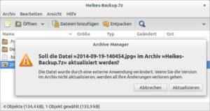 Abbildung 8: Bereits eingepackte Dateien können Sie direkt aus File Roller heraus mit einer externen Anwendung bearbeiten.